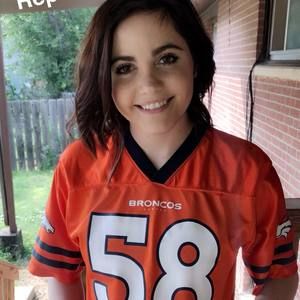 Meet your Posher, Hailey